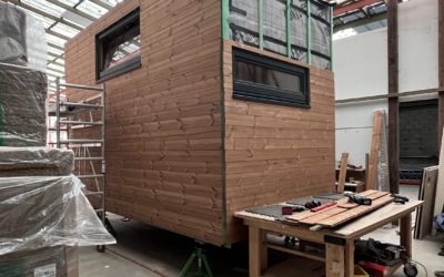 À 18 ans, sans famille et sans toit : le projet Tiny House qu’on finance à 80 %